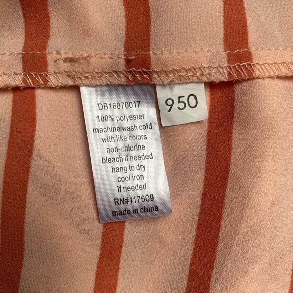 DE Collection Orange Striped VNeck 3/4 Sleeve Blouse - Picture 3 of 12